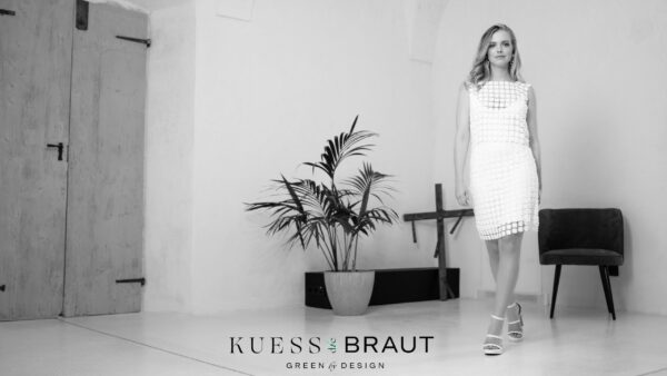 Eco Brautmode nachhaltiges Brautoutfit Mix and Match Zweiteiler nachhaltig Heiraten öko Braut Hochzeitsblume Brautmode Hannover (9)